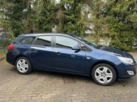 gebraucht Opel Astra Sports Tourer