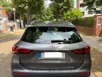 Gebraucht Mercedes GLA200 Progressive 163 PS (119 kW) 2022 Grau SUV