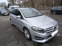 Gebraucht Mercedes B180 Style 122 PS (89 kW) 2017 Silber Van / Kleinbus