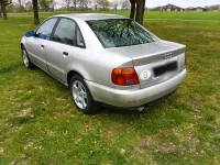 Second-hand Audi A4 125 CP (91 kW) 1997 Argintiu Berlinǎ