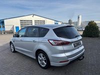 Gebraucht Ford S-MAX S 150 PS (110 kW) 2018 Silber Van / Kleinbus