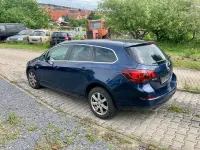 Gebraucht Opel Astra Innovation 160 PS (117 kW) 2011 Blau Kombi