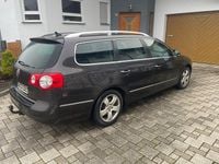 Gebraucht VW Passat Highline 140 PS (102 kW) 2010 Braun Kombi