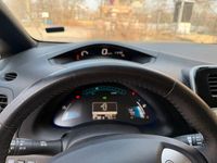 Gebraucht Nissan Leaf Tekna 80 kW (109 PS) 2016 Grau Kleinwagen