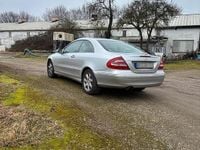 Gebraucht Mercedes CLK240 170 PS (125 kW) 2004 Silber Coupé