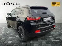 Usado Jeep Compass Altitude 131 HP (96 kW) 2023 Preto SUV