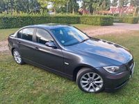 Gebraucht BMW 320 150 PS (110 kW) 2005 Silber Limousine