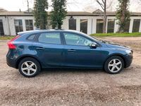 Gebraucht Volvo V40 120 PS (88 kW) 2018 Blau Limousine