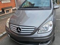 Gebraucht Mercedes B150 95 PS (69 kW) 2008 Beige Van / Kleinbus