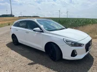 Gebraucht Hyundai i30 Premium 140 PS (102 kW) 2017 Weiß Kombi