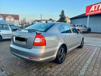 Gebraucht Skoda Octavia 122 PS (89 kW) 2009 Beige Limousine