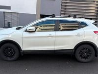 Gebraucht Nissan Qashqai Tekna 130 PS (95 kW) 2016 Weiß SUV