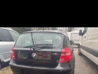 Gebraucht BMW 116 122 PS (89 kW) 2008 Schwarz Kleinwagen