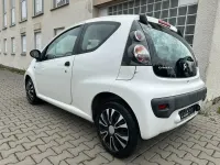 Gebraucht Citroën C1 Advance 68 PS (50 kW) 2012 Weiß Kleinwagen