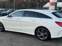 Gebraucht Mercedes CLA220 AMG line 177 PS (130 kW) 2015 Weiß Limousine
