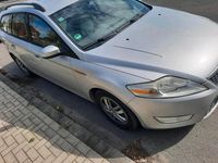 Gebraucht Ford Mondeo 140 PS (102 kW) 2010 Silber Kombi