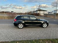 Gebraucht BMW 118 143 PS (105 kW) 2007 Schwarz Kleinwagen