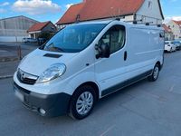 Gebraucht Opel Vivaro 115 PS (84 kW) 2012 Weiß Van / Kleinbus