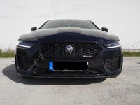 Gebraucht Jaguar XE R-Dynamic 204 PS (150 kW) 2023 Schwarz Limousine
