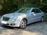 Gebraucht Mercedes E220 Elegance 170 PS (125 kW) 2007 Silber Limousine