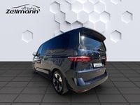 Second-hand VW Multivan Life 150 CP (110 kW) 2025 Monovolum