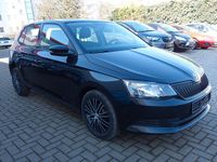 Gebraucht Skoda Fabia Active 75 PS (55 kW) 2015 Schwarz Limousine