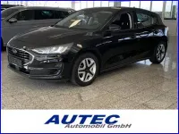 Begagnad Ford Focus Cool & Connect 101 HK (74 kW) 2022 Svart Sedan