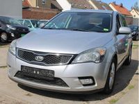 Gebraucht Kia Ceed Edition 7 90 PS (66 kW) 2012 Silber Kleinwagen