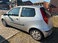Gebraucht Fiat Punto 60 PS (44 kW) 2002 Silber Kleinwagen
