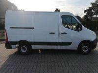 Gebraucht Renault Master 101 PS (74 kW) 2013 Weiß Limousine