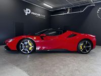 Gebraucht Ferrari SF90 1000 PS (735 kW) 2022 Rot