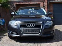 Gebraucht Audi A3 Ambiente 125 PS (91 kW) 2010 Grau Kleinwagen