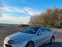 Gebraucht Mercedes E350 AMG line 231 PS (169 kW) 2009 Silber Coupé