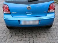 Gebraucht VW Polo 60 PS (44 kW) 2005 Blau Kleinwagen