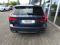 gebraucht Volvo V60 Recharge R Design T6 AWD - Navi, Kamera, PDC