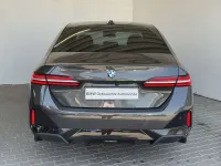 Gebraucht BMW 520 M Sport 190 PS (139 kW) 2024 Grau Limousine