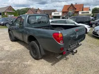 Gebraucht Mitsubishi L200 Invite 136 PS (100 kW) 2009 Grün Pickup