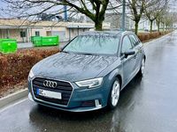Gebraucht Audi A3 Sport 150 PS (110 kW) 2018 Grau Limousine