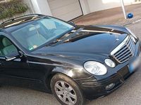 Gebraucht Mercedes E220 Classic 170 PS (125 kW) 2007 Schwarz Kombi