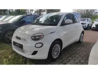 Gebraucht Fiat 500e 86 kW (118 PS) 2024 Gelato weiß Kleinwagen
