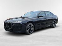 Gebraucht BMW 740 M Sport 299 PS (219 kW) 2025 Schwarz Limousine