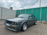 Second-hand BMW 320 Basis 129 CP (94 kW) 1987 Gri Berlinǎ
