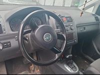 Gebraucht VW Touran 119 PS (87 kW) 2004 Silber Van / Kleinbus