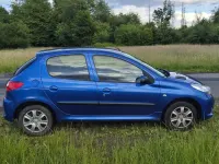 Gebraucht Peugeot 206+ 60 PS (44 kW) 2010 Blau Kleinwagen