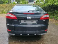 Gebraucht Ford Mondeo 140 PS (102 kW) 2010 Schwarz Limousine