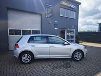 Second-hand VW Golf VII Trendline 86 CP (63 kW) 2015 Argintiu Berlinǎ