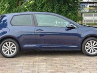 Gebraucht VW Golf VII LOUNGE 150 PS (110 kW) 2016 Blau Limousine