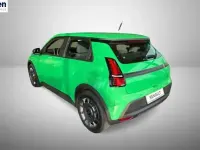 Używany Renault 5 E-Tech 77 kW (106 KM) 2025 Zielony Sedan/Limuzyna