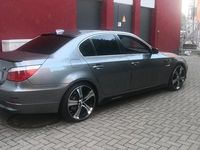 Gebraucht BMW 525 218 PS (160 kW) 2009 Grau Limousine