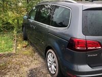 Gebraucht VW Sharan 177 PS (130 kW) 2019 Grau Van / Kleinbus